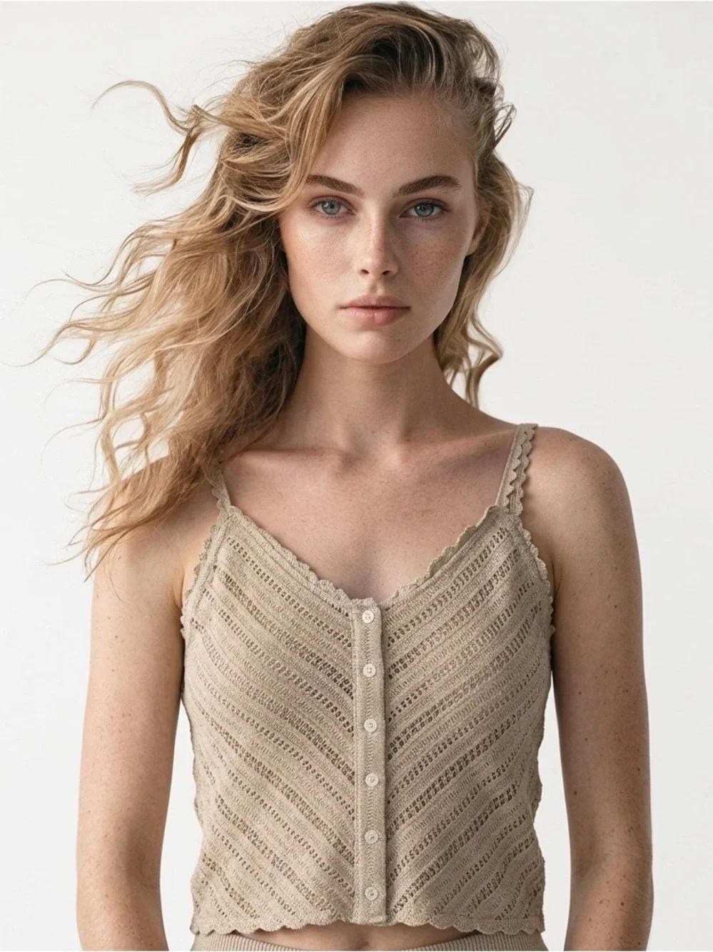 H&M | Beige Crochet Knit Button-Front Cami Top Women’s Size Medium